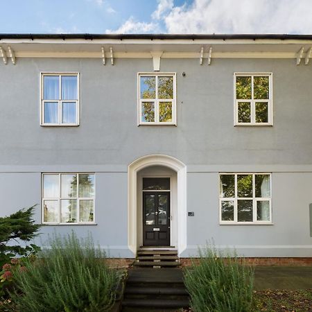 1-Bedroom Apartment In Leamington Spa With Free Parking Kültér fotó