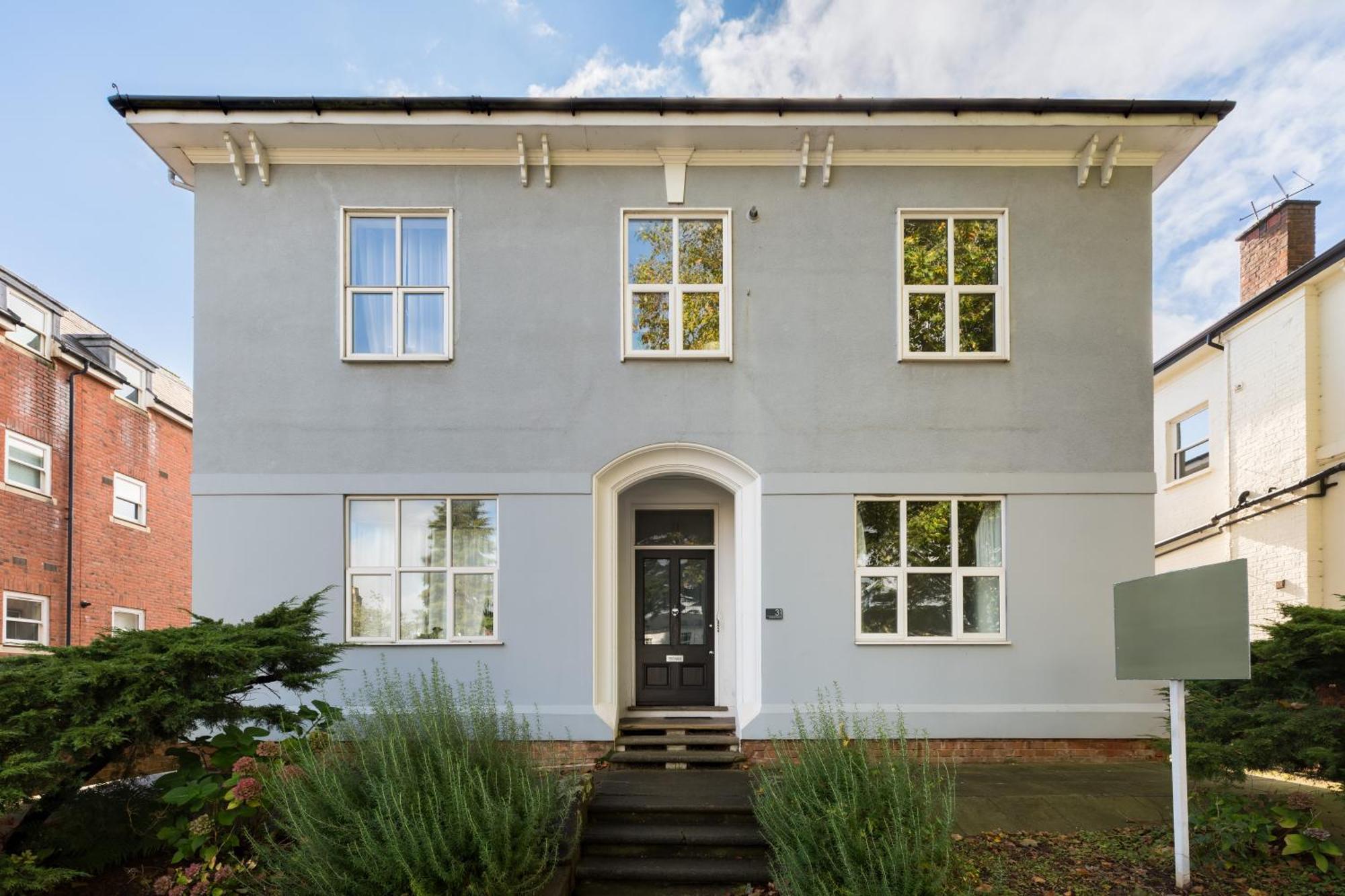 1-Bedroom Apartment In Leamington Spa With Free Parking Kültér fotó